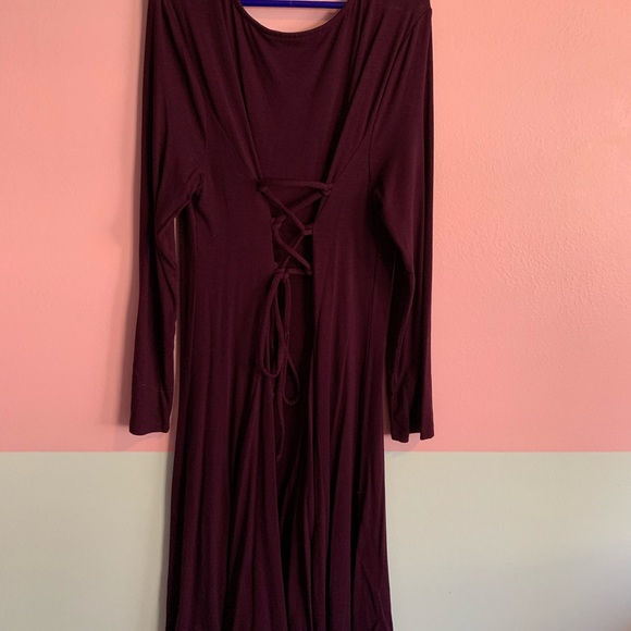 Burgundy dress with corset like ties in the back - Picture 7 of 10